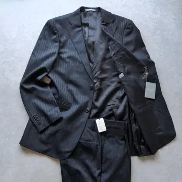 컨디션 최상 유키 토리이 싱글 수트 스트라이프 택 포함