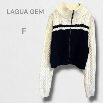 러그아젬 하이넥 케이블 니트 집업 크롭 기장 바이컬러