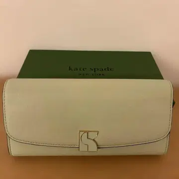 kate spade 라이트 그린 장지갑