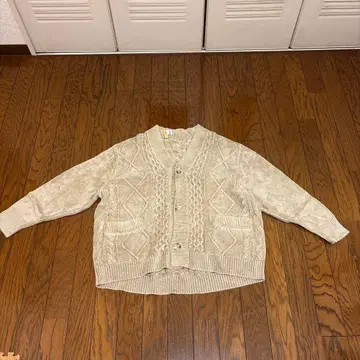 베이지 케이블 니트 가디건