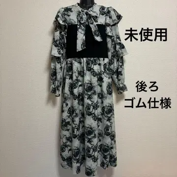 미사용 로즈 프린트 리본 프릴 롱 원피스 엑시즈팜