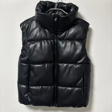 블랙 퀼팅 다운 베스트