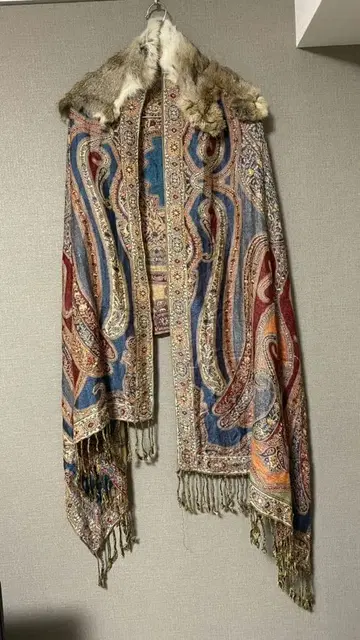 페이즐리 무늬 퍼 스톨