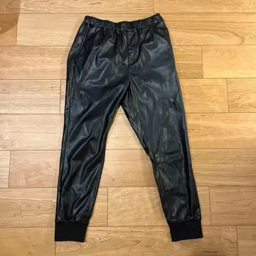 AZUL BY MOUSSY 아즐바이마우지 인조 가죽 팬츠