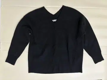 BABYLONE V넥 니트 스웨터