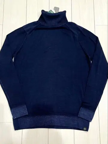 새상품 Wilkes bashford 터틀넥 스웨터 남성용 L 사이즈