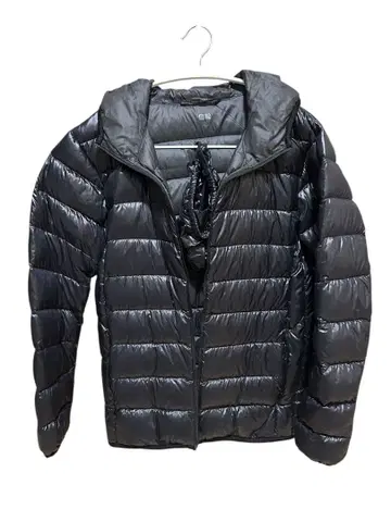 유니클로, 울트라 라이트 다운 자켓, 파카, 블랙, S 사이즈