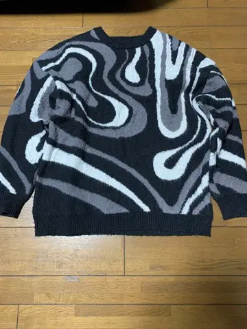 페어 페어 추상 무늬 니트 스웨터