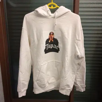 XLARGE x TUPAC 후드티 M 사이즈 희귀 레어 중고