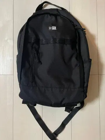 NEWERA 데이백 22L 블랙