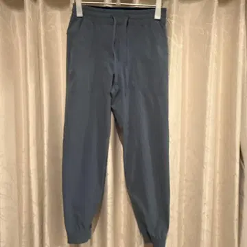 룰루레몬 조거 팬츠 S 사이즈