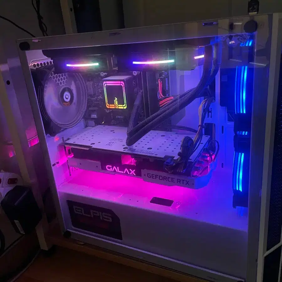 Selling computer tower