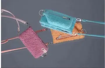 ajew 플러피 버티컬 케이스 숄더 또는