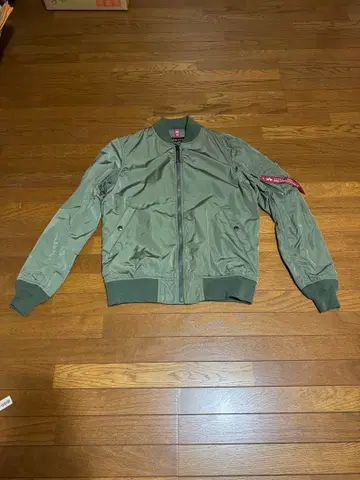 새상품급 알파 인더스트리 MA-1 스타일 자켓