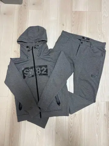 SWEET YEARS 그레이 후드 부착 후드티 & 팬츠 셋업