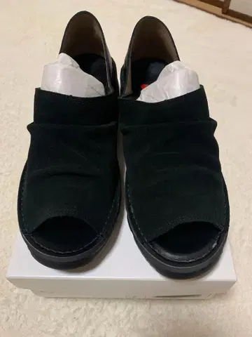 블랙 스웨이드 가죽 오픈토 미사용 새상품