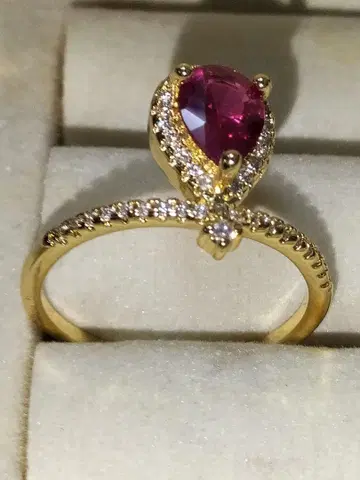 엘레강트한 핑크 루비 반지