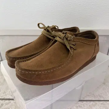 Clarks 27cm