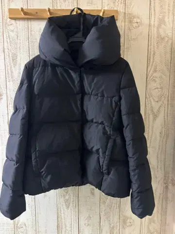 LE SOUK 루스쿠 블랙 다운 자켓