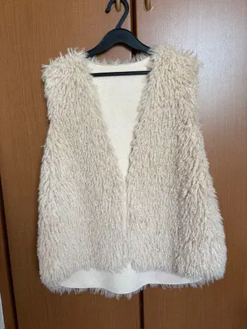 Mylanka 리버서블 퍼 베스트 미란카