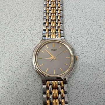 SEIKO 쿼츠 신사 손목시계