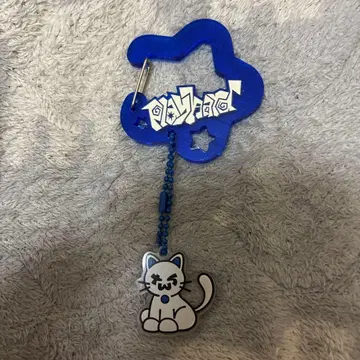 TWS Playhard 한국 popup 카라비너