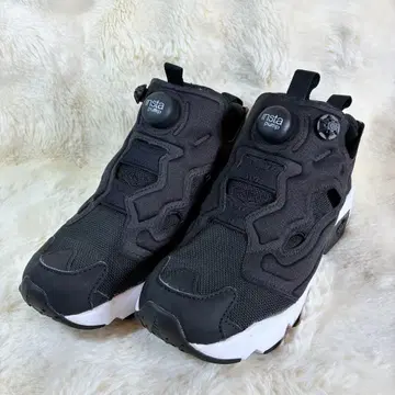 [리복] 미사용급 펌프 퓨리 블랙 23cm 깨끗함 사용감 없음