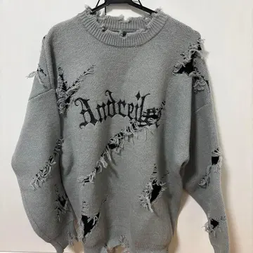 Andrei 데미지 가공 그레이 스웨터