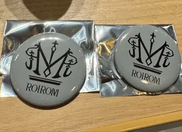 ROIROM 랜덤 배지 은색 실버 로고 2개 세트