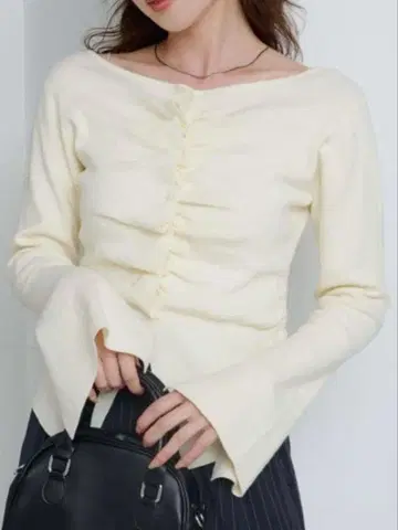 [ 미사용 새상품 ] Kastane 프론트 개더 니트 가디건