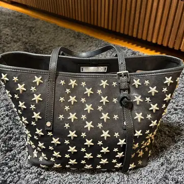 지미추 백 블랙 실버스터드