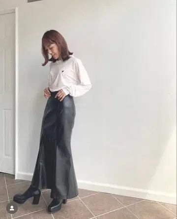 Verybrain 블랙 가죽 타이트 스커트 베리브레인