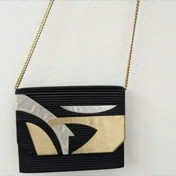 [ 미사용 ] 2way 파티 백 클러치 플리츠 일본 의류/양장 블랙 금