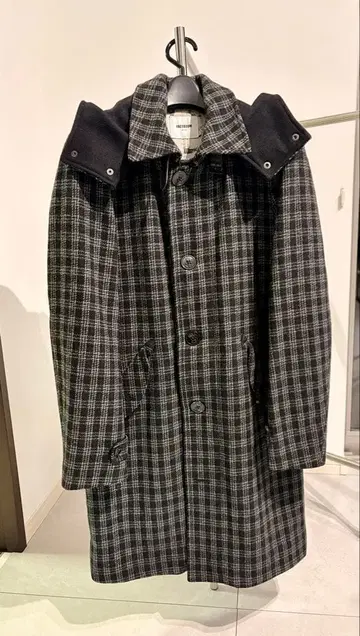 FACTORUM 후드 부착 블랙 체크 롱 코트