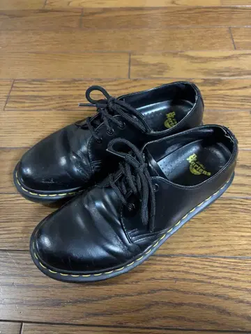 닥터 마틴 블랙