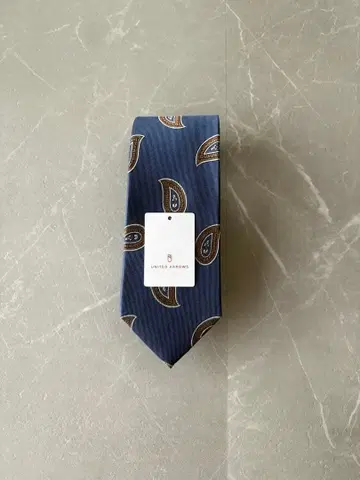 UNITED ARROWS 유나이티드 애로우즈 코발트 블루 넥타이