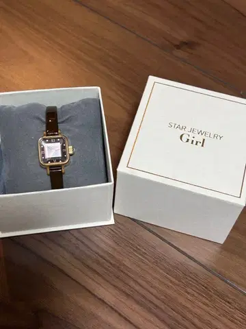 STAR JEWELRY Girl 손목시계 박스 있음
