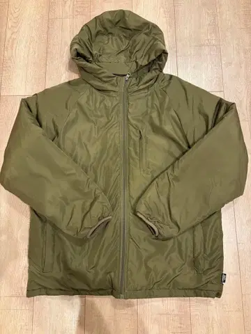 [ 중고품 ] gym master 후드 부착 다운 자켓 L