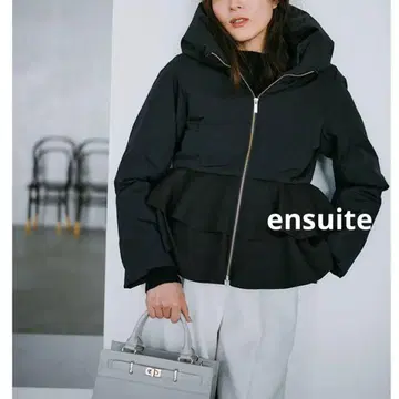 새상품 VERY 게재 ensuite 에스위트 페탈 에코 다운 자켓