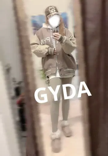 GYDA SERAPHIM BIG 바시티 자켓 목화 다운 자켓 거의 새상품