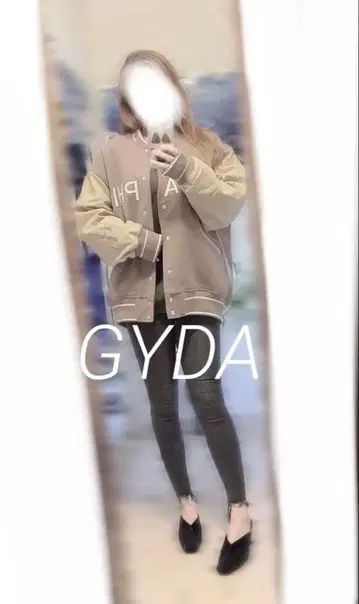 GYDA SERAPHIM BIG 바시티 자켓 목화 다운 자켓 거의 새상품