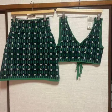 기하학 패턴 그린 셋업 사이즈 2