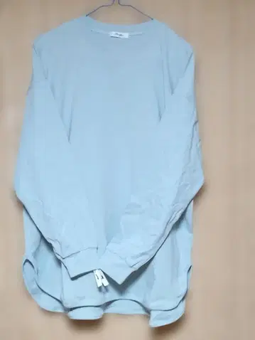 Jines 라이트 블루 긴팔 T셔츠