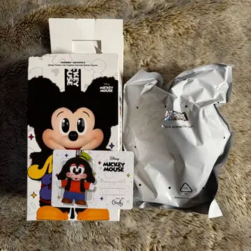 POPMART mickeyfamily 디즈니 구피