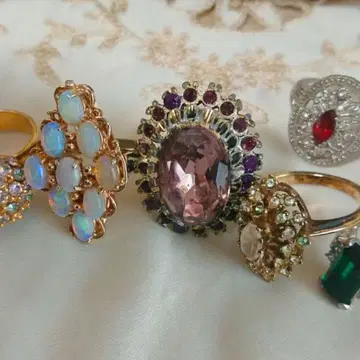 빈티지 반지 세트 (오팔 포함)