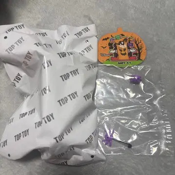 TOP TOY 할로윈 구피 피규어 부속품 카드 포함 (박스 없음)