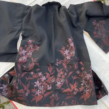 멋지다! 오메시 하오리 블랙과 빛나는 실 하오리 히모츠키