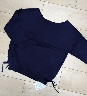 새상품 리랜드트루 니트