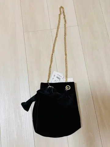 리본 포함 벨벳 숄더백