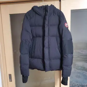 Canada Goose 암스트롱 후디 블랙 M